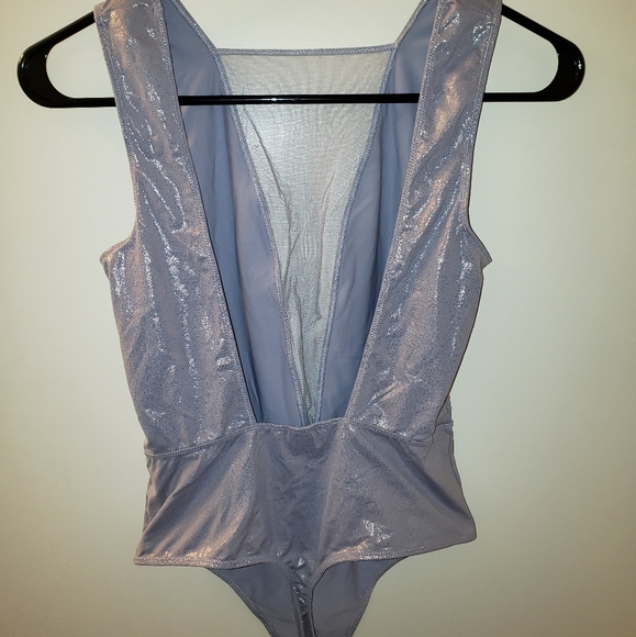 Victorias Secret super soft shine bodysuit - very sexy plunge teddy - Picture 7 of 7